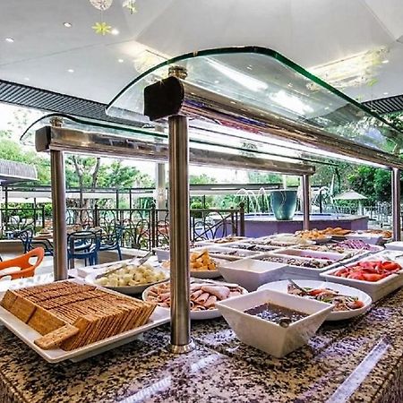 Bush Bungalows At Sun City Resort Rustenburg Buitenkant foto