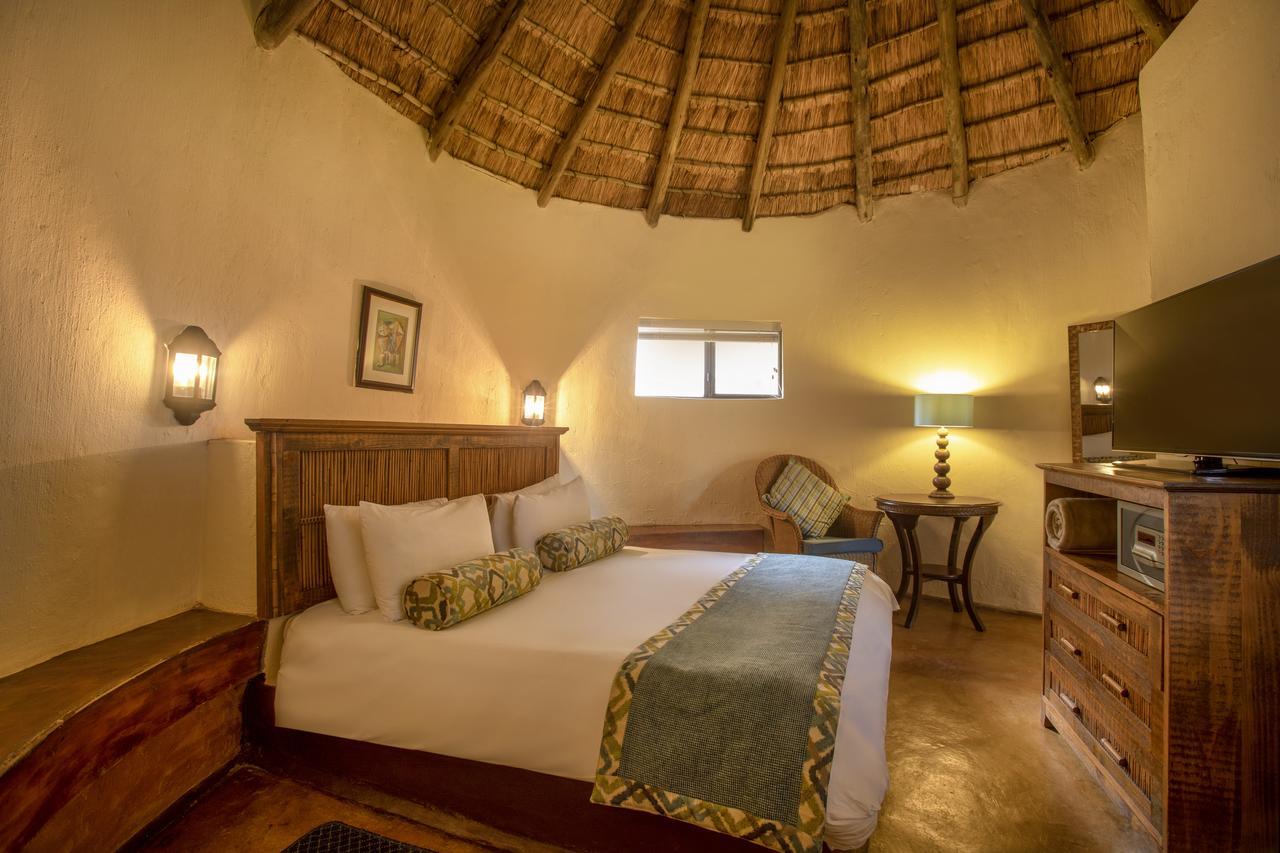 Bush Bungalows At Sun City Resort Rustenburg Buitenkant foto