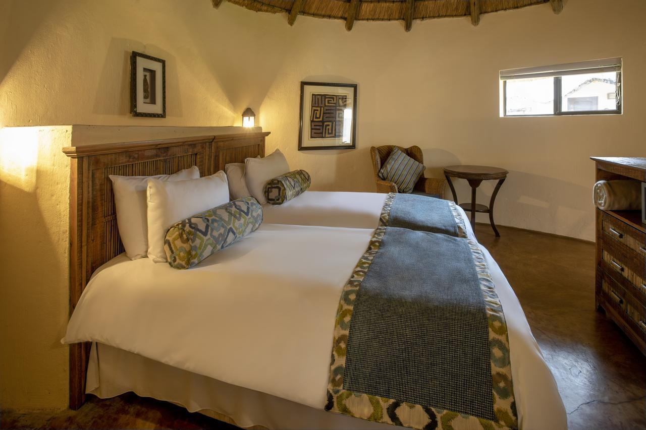 Bush Bungalows At Sun City Resort Rustenburg Buitenkant foto